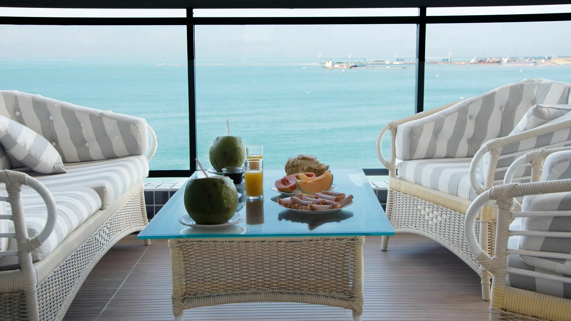 Luxuoso Apartamento De 3 Quartos Fortaleza